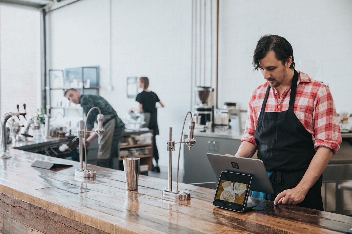 Shopify storefront – managing an online store dashboard on a laptop